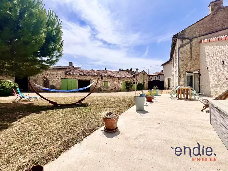 Maison, 143 m²