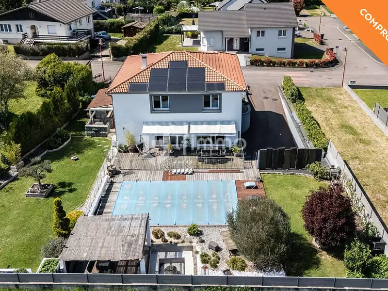 Maison, 174 m²