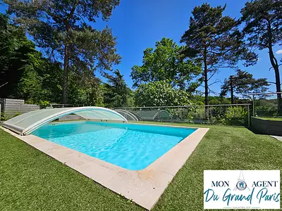 Maison, 250 m²