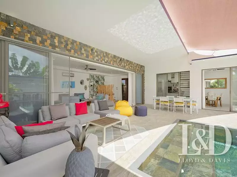 Maison, 260 m²
