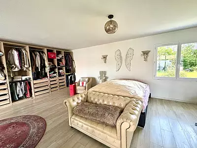 Maison, 270 m²