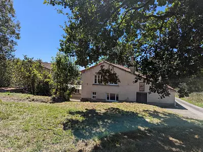 Maison, 251 m²