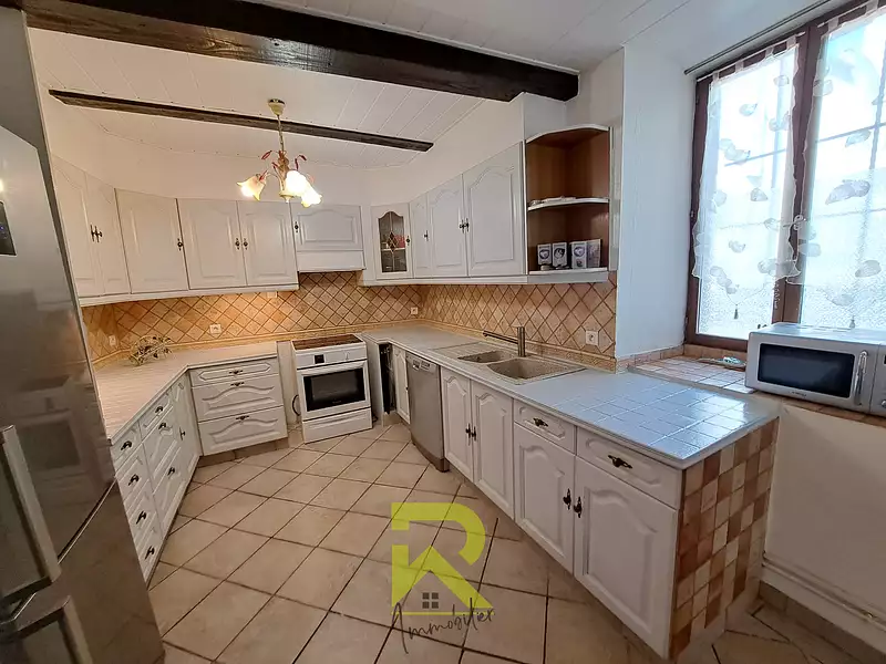 Maison, 177 m²