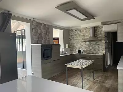 Maison, 205 m²