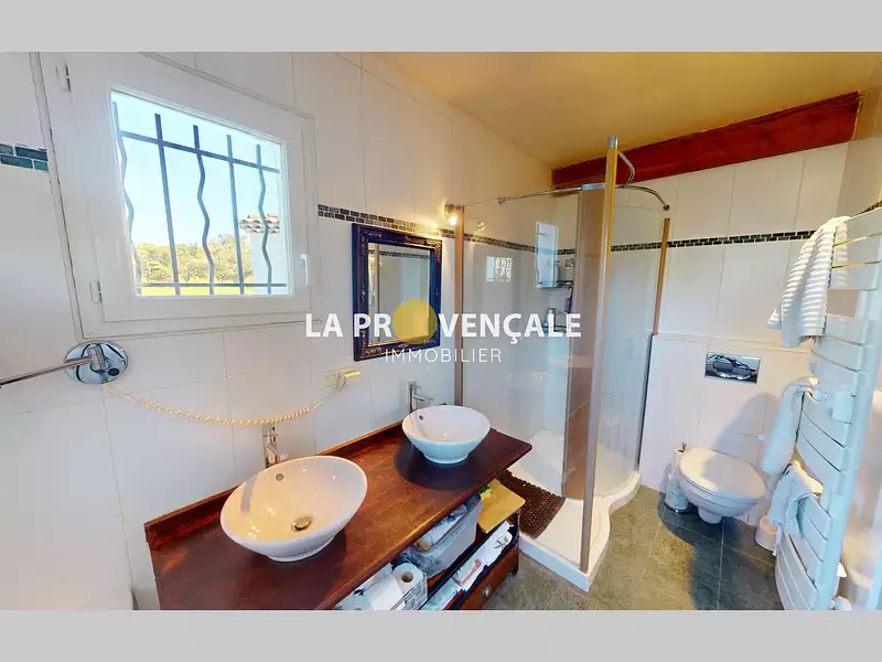 Maison, 280 m²