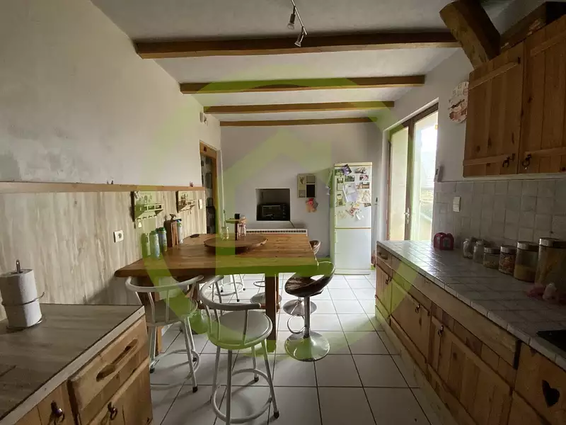 Maison, 174 m²
