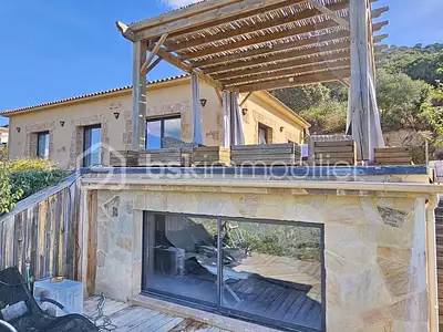 Maison, 150 m²