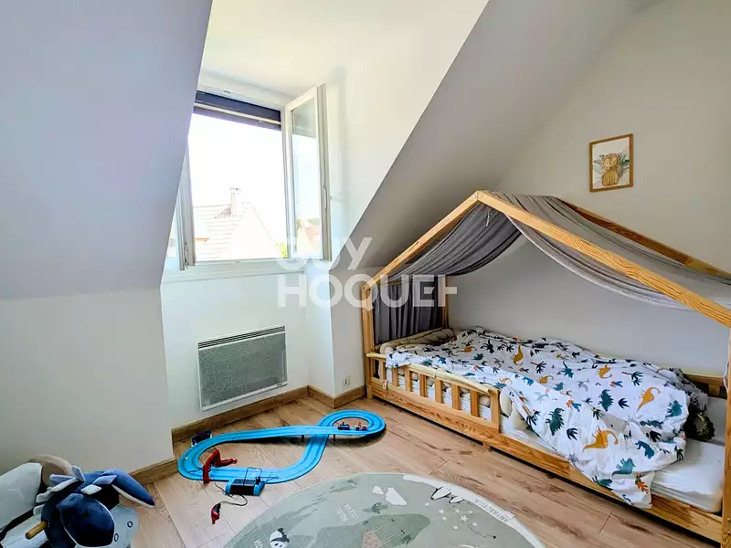 Maison, 94 m²