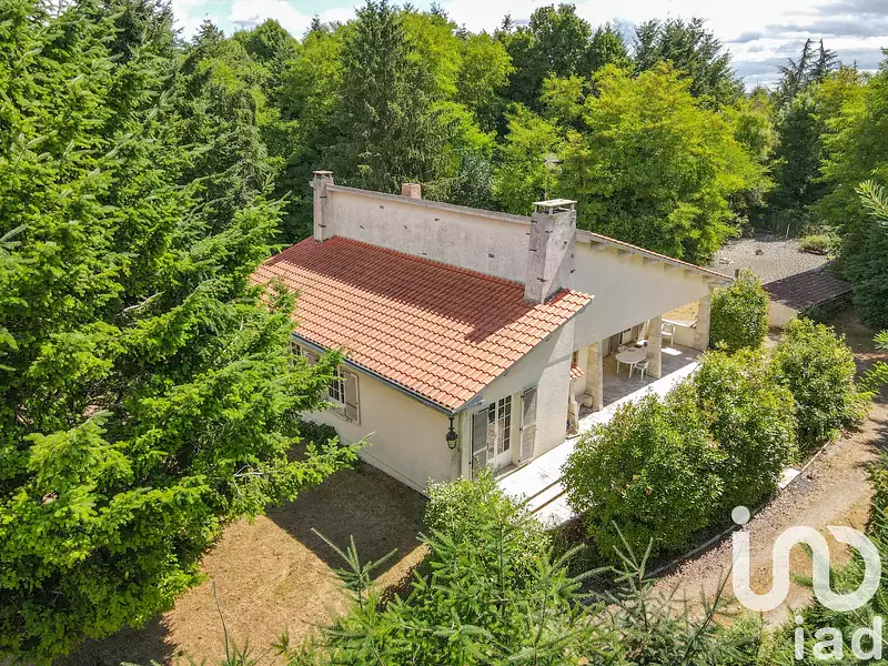 Maison, 166 m²