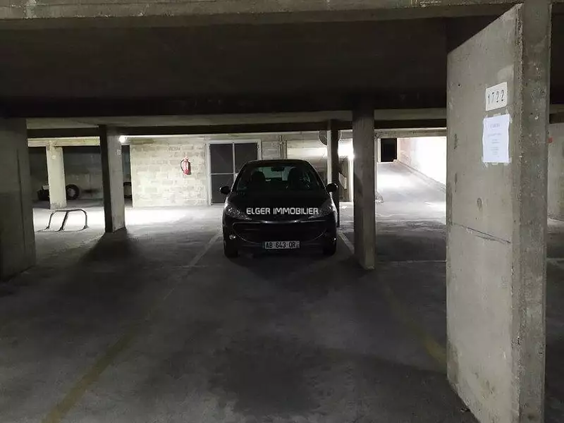 Parking, 12 m²