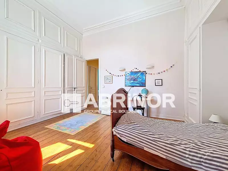 Maison, 275 m²