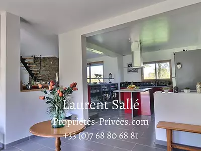 Maison, 220 m²