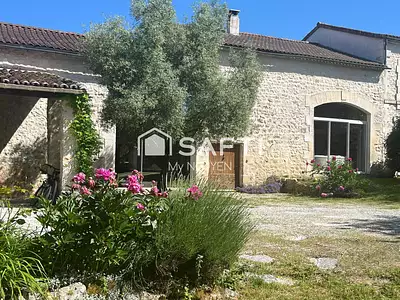 Maison, 235 m²