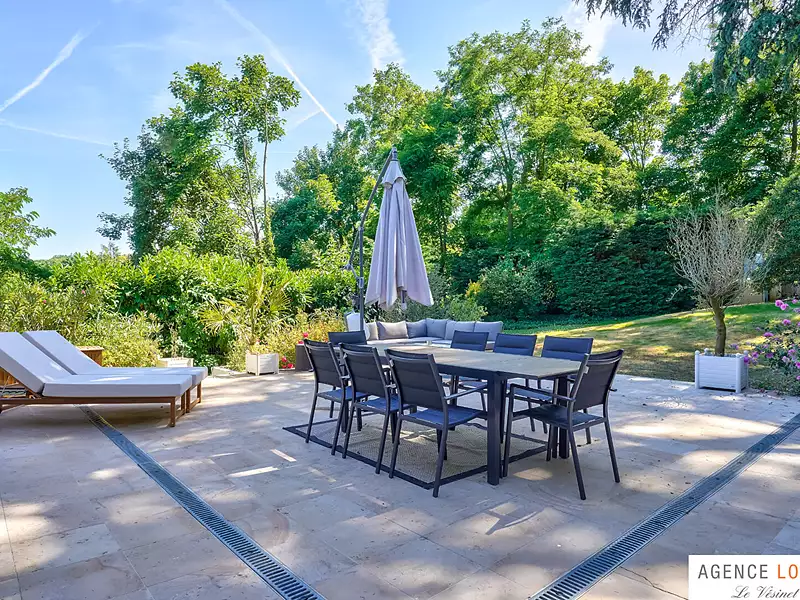 Maison, 300 m²