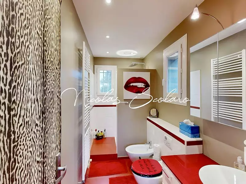Maison, 223 m²