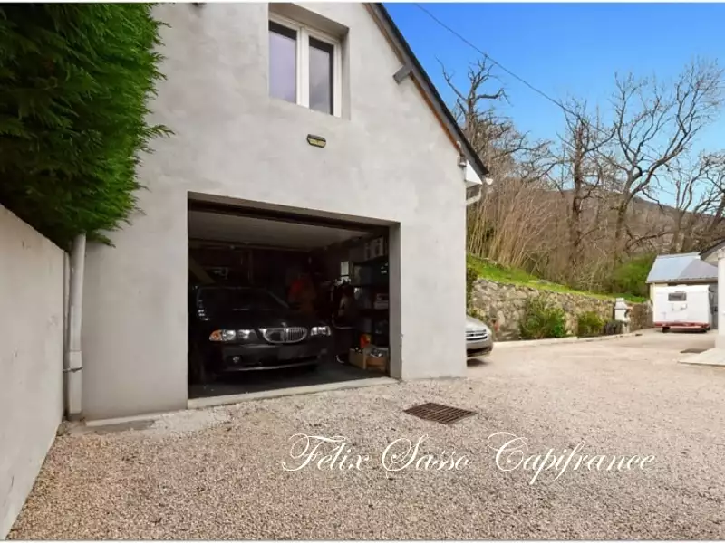 Maison, 220 m²