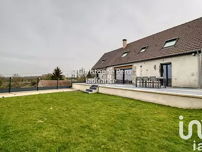 Maison, 244 m²