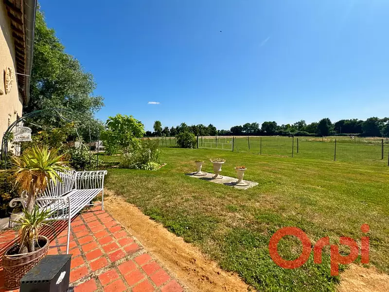Maison, 266 m²