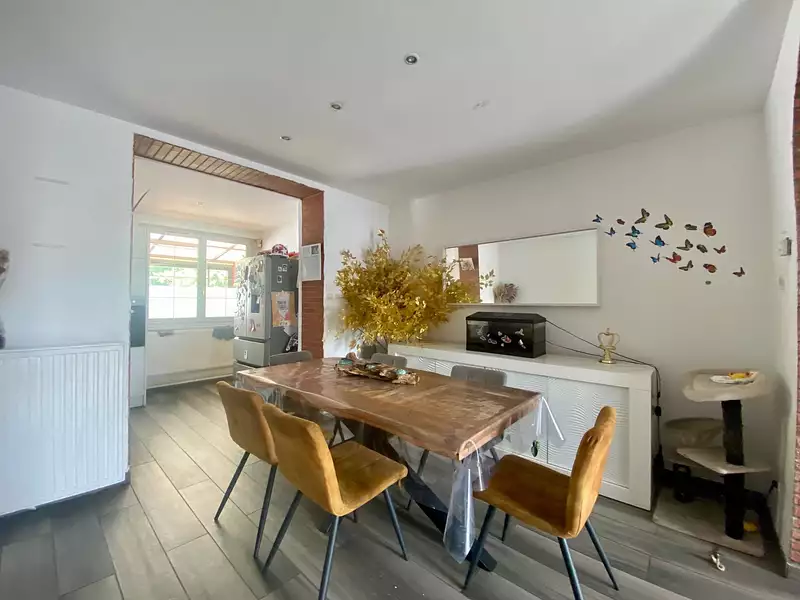 Maison, 162 m²