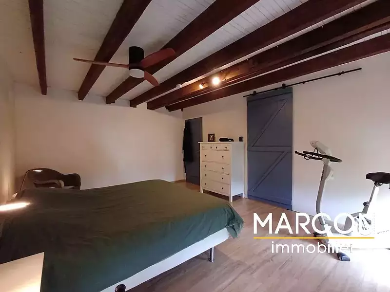 Maison, 179 m²