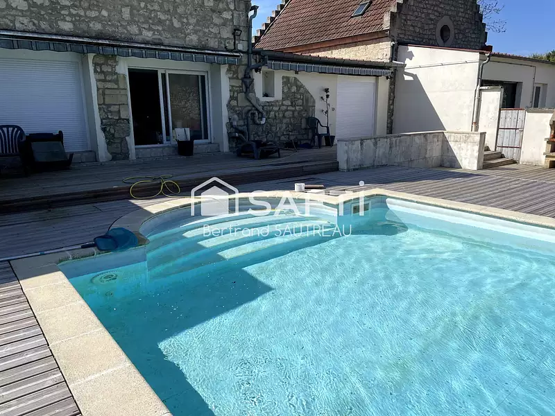Immeuble, 568 m²