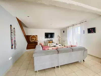 Maison, 163 m²