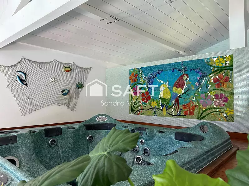 Maison, 350 m²