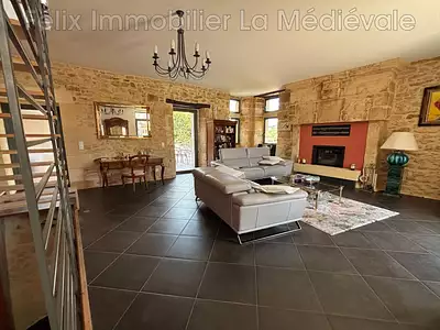 Maison, 380 m²
