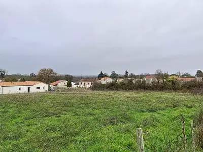Terrain, 889 m²