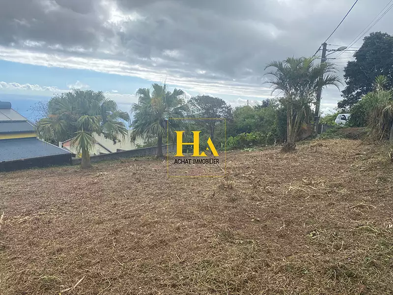 Terrain, 586 m²