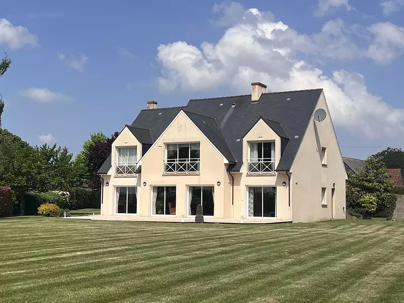 Maison, 260 m²