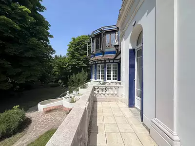 Maison, 325 m²