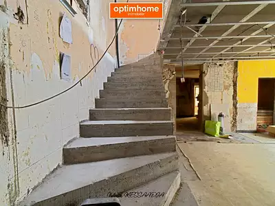 Maison, 246 m²