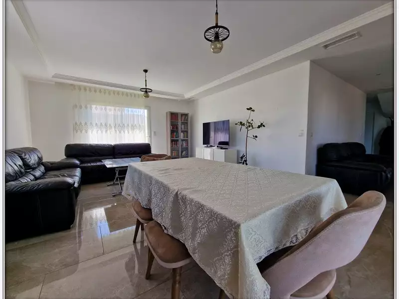 Maison, 142 m²