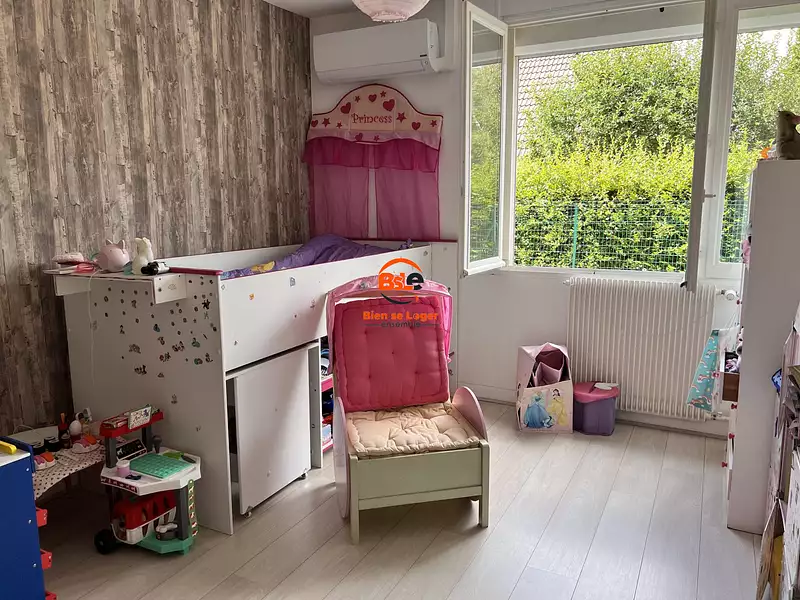 Maison, 185 m²