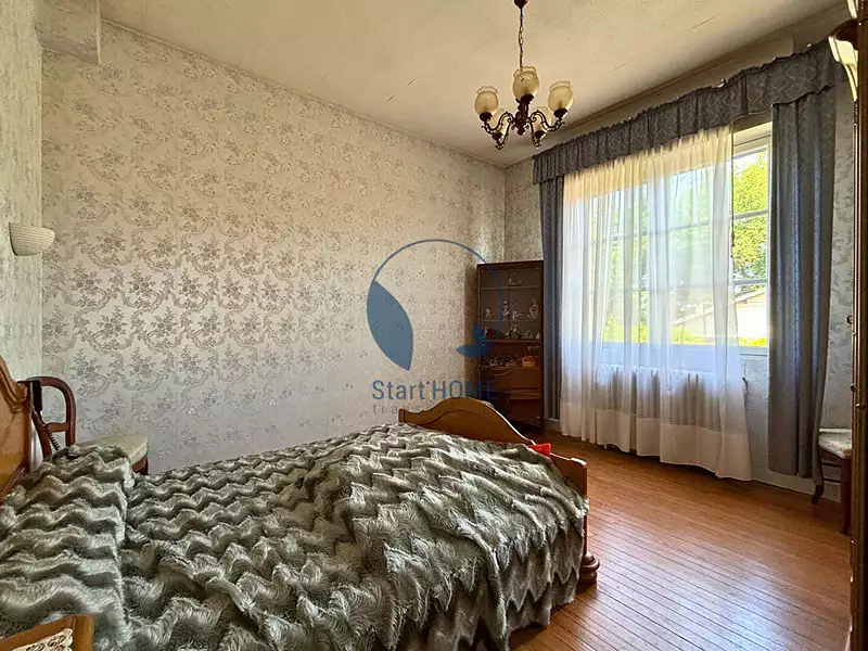 Maison, 250 m²