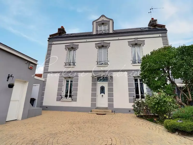 Maison, 128 m²