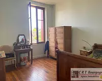 Maison, 225 m²