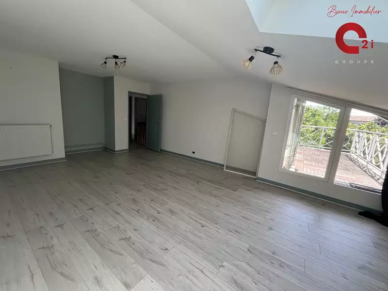 Immeuble, 403 m²