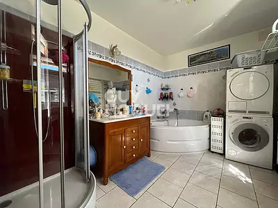 Maison, 170 m²