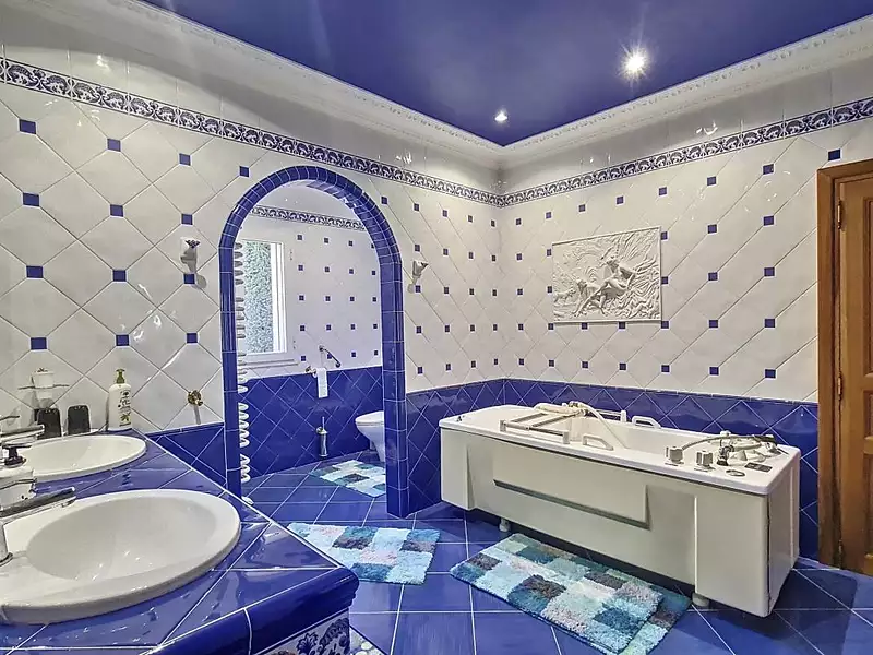 Maison, 420 m²