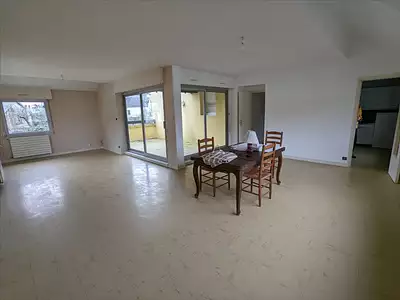 Maison, 590 m²
