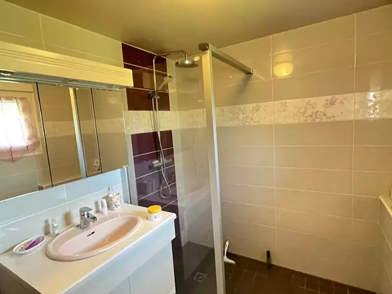 Maison, 165 m²