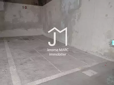 Parking, 11 m²
