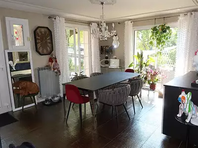 Maison, 180 m²