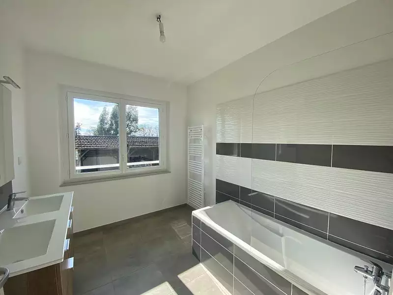 Maison, 156 m²
