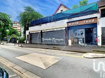 Immeuble, 250 m²