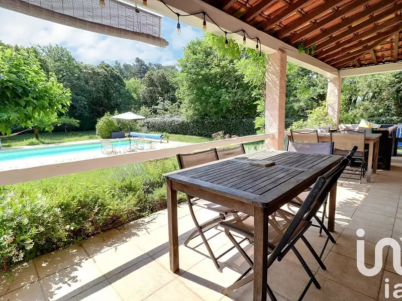 Maison, 168 m²