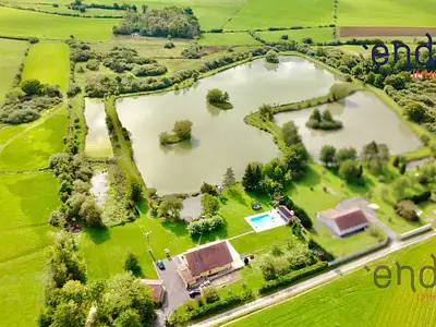 Maison, 275 m²