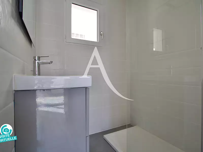 Maison, 167 m²
